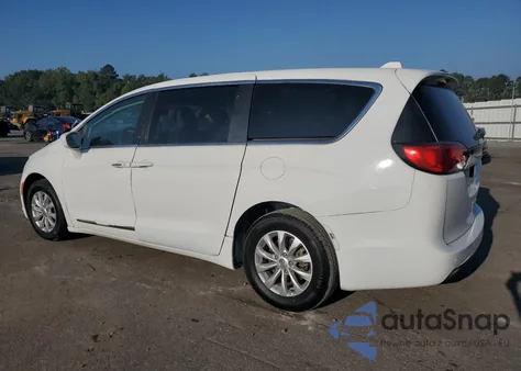 2018 Chrysler Pacifica Touring L z USA, uszkodzony, nr VIN 2C4RC1BG7JR142464